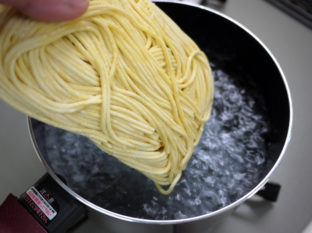 パキット 時短料理もここまできた！パスタを折り入れソースごとレンチンするだけのパスタソース ネタフル- エキスパート - Yahoo!ニュース