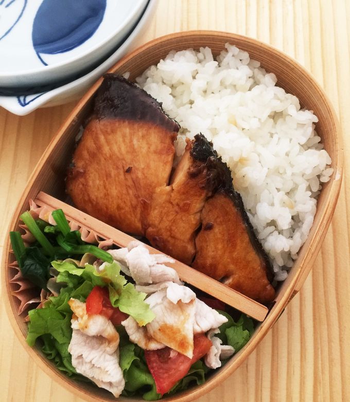 本日のお弁当 ぶりの柚子胡椒照り焼き ＊レシピあり＊断捨離します : たっきーママオフィシャルブログ「おしゃべりな台所」 Powered byライブドアブログ