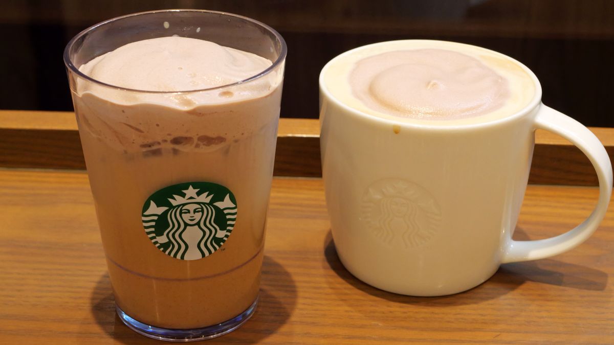 スタバ ホワイトホットチョコレートにココアパウダーをちょい足し。メニュー表に載っていないビバレッジ 南森エレナ- エキスパート -Yahoo!ニュース