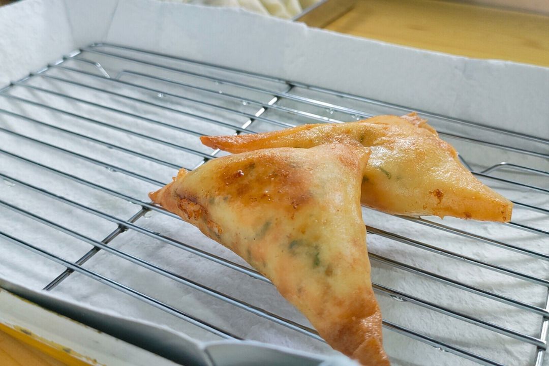 レシピ 海老とはんぺんの大葉チーズ春巻き - しにゃごはん blog