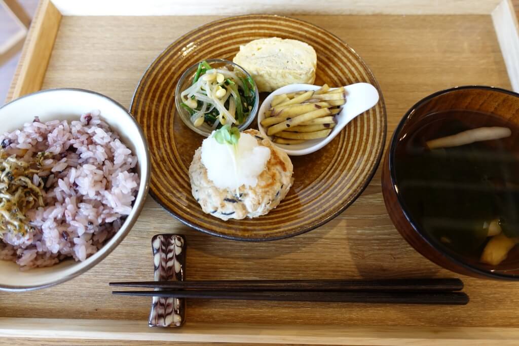 古民家 シトルーナ sitruuna静岡 葵区 足久保に古民家カフェがオープン！自家栽培のレモンや野菜が魅力のランチメニュー干し芋農家銀篭園 ぎんろうえん