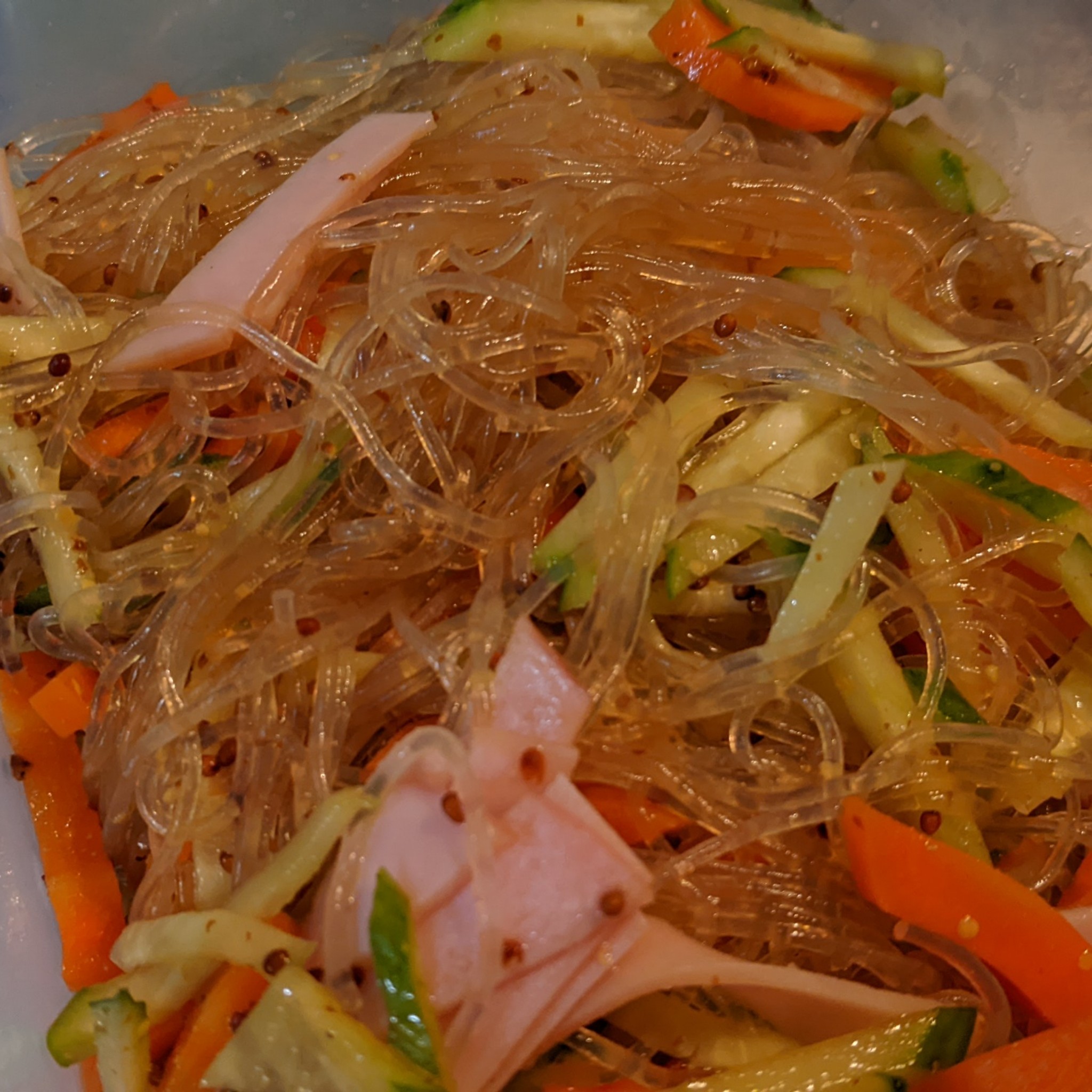 話題の作り置きおかず「春雨マヨネーズ」が、美味しすぎてすぐ食べ終わっちゃう！フーディストノート