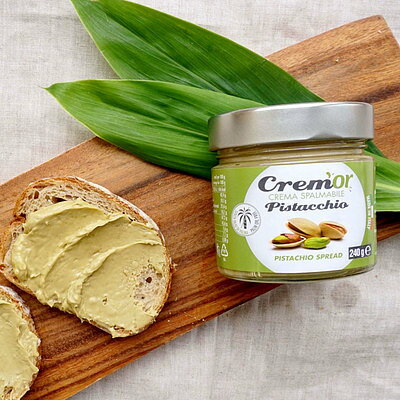 成城石井のピスタチオスプレッドに合う市販のお菓子実食レポ！一番おいしい組み合わせを発表！お菓子と、わたし