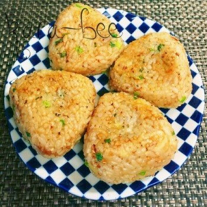 お弁当箱にぴったりハマる！握らない焼きおにぎり弁当 脱マンネリに♡暮らしニスタ ｄメニューニュース NTTドコモ