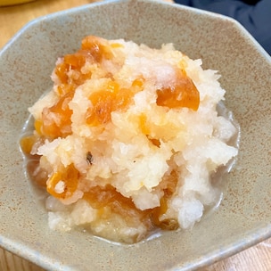 ミツカン「カンタン酢」™タイアップレシピ「鶏のさっぱり煮」です🥢 . まろやかな酸味の甘辛い味で、ご飯によく合います🍚 . ✔︎材料 鶏手羽元8本 ゆで卵 2個 ブロッコリー 適量 しょうが 1かけ にんにく 1かけ ◎ミツカン「カンタン酢」™ 3 4カップ ◎しょうゆ 大1