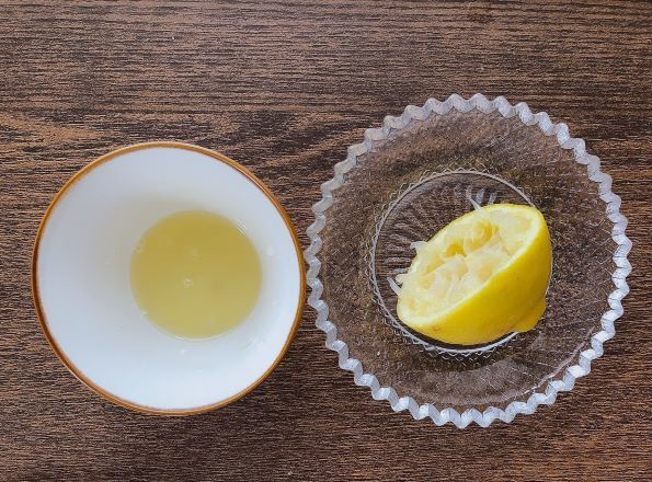 試してみたいと思ったら、コメント欄に「🍋」で教えてください === 年明けのカラダやココロに すっきりとした酸味がしみわたる レモン白湯 をご紹介🍋年末年始や連休を経て、今週から本格始動という方も多いのではないでしょうか。 寝る前に少し温まりたい時や