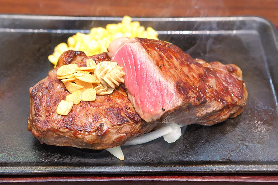 肉汁じゅわ～「いきなり！ステーキ」No.1の極上すぎるステーキとは？あの看板でもおなじみ名物社長にインタビュ