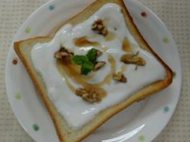 ヨーグルトトースト - おすすめレシピダイエー食の情報