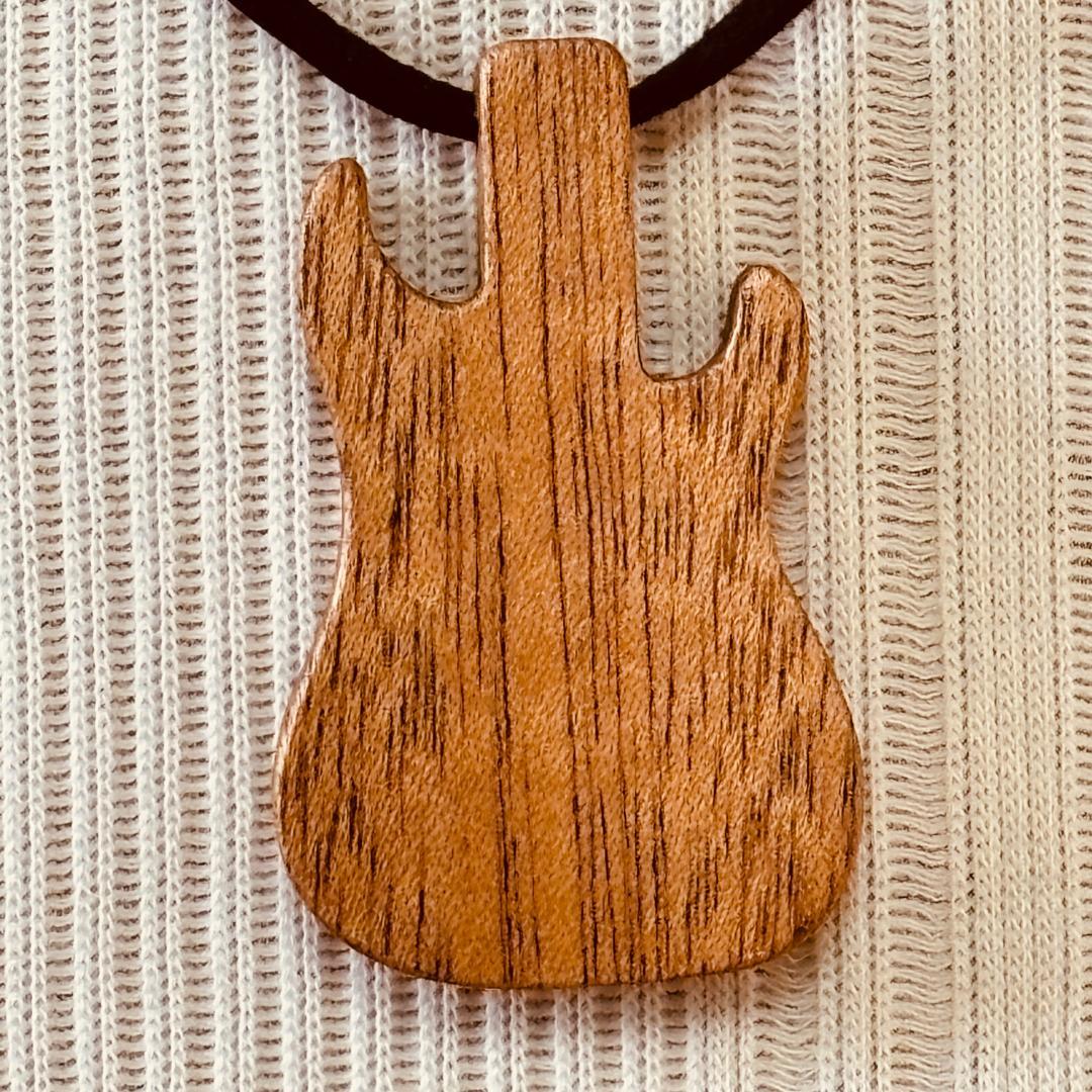 受注生産 職人手作り 木製ネックレス アクセサリー お洒落 木製ギフト サイズオーダー おうち時間 無垢材 天然木 木工 北欧 木製 ギフト 木目エコ LR2018エルアールファニチャー サイズオーダー家具の専門店