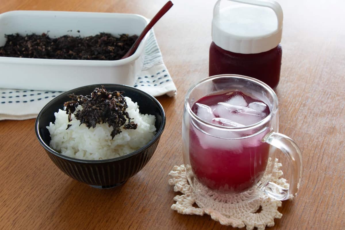 赤しそ葉のレシピ ごはんのお供に最適!「しそひじき」てのん 人ものがたり ウェブメディア