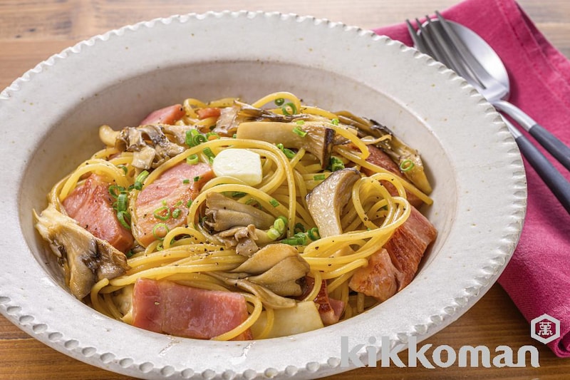 楽天市場 たっぷりきのこのバター醤油 森のパスタソース 1人前メール便配送スパゲティソース 和風パスタ きのこパスタ きのこスパゲティレトルト エリンギ ぶなしめじ えのき パスタソース きのこ パスタ スパゲッティソース レトルトパスタソース 和風 簡単