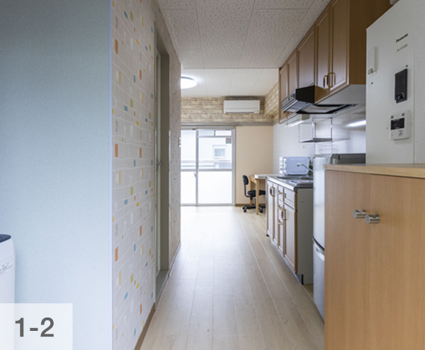 Amazon.co.jp: なごや はちみつマドレーヌ 名古屋コーチンの卵30％使用 : 食品・飲料・お酒