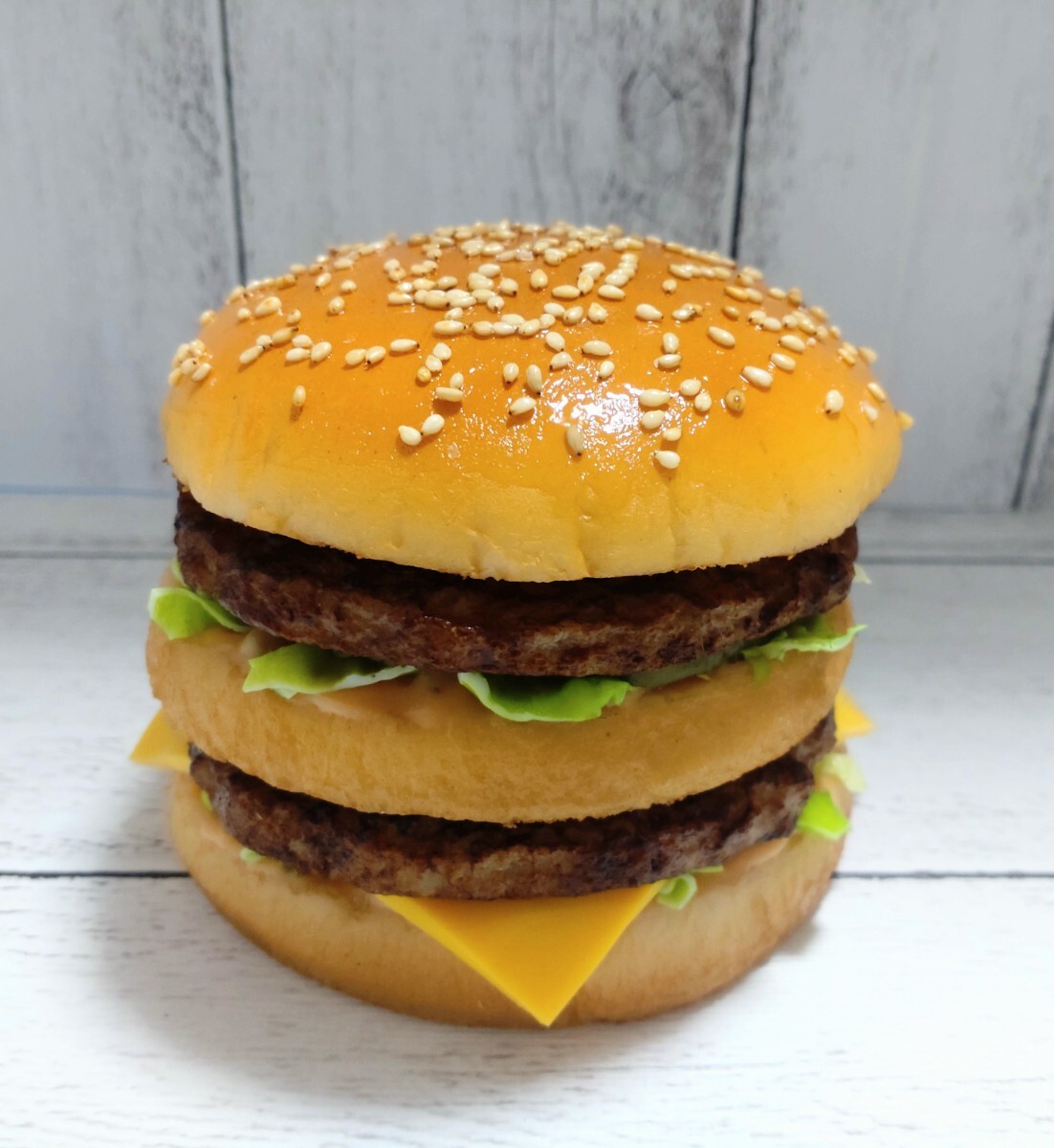 Amazon.co.jp: マクドナルド ビッグマック ハンバーガークッション 約35cm : おもちゃ