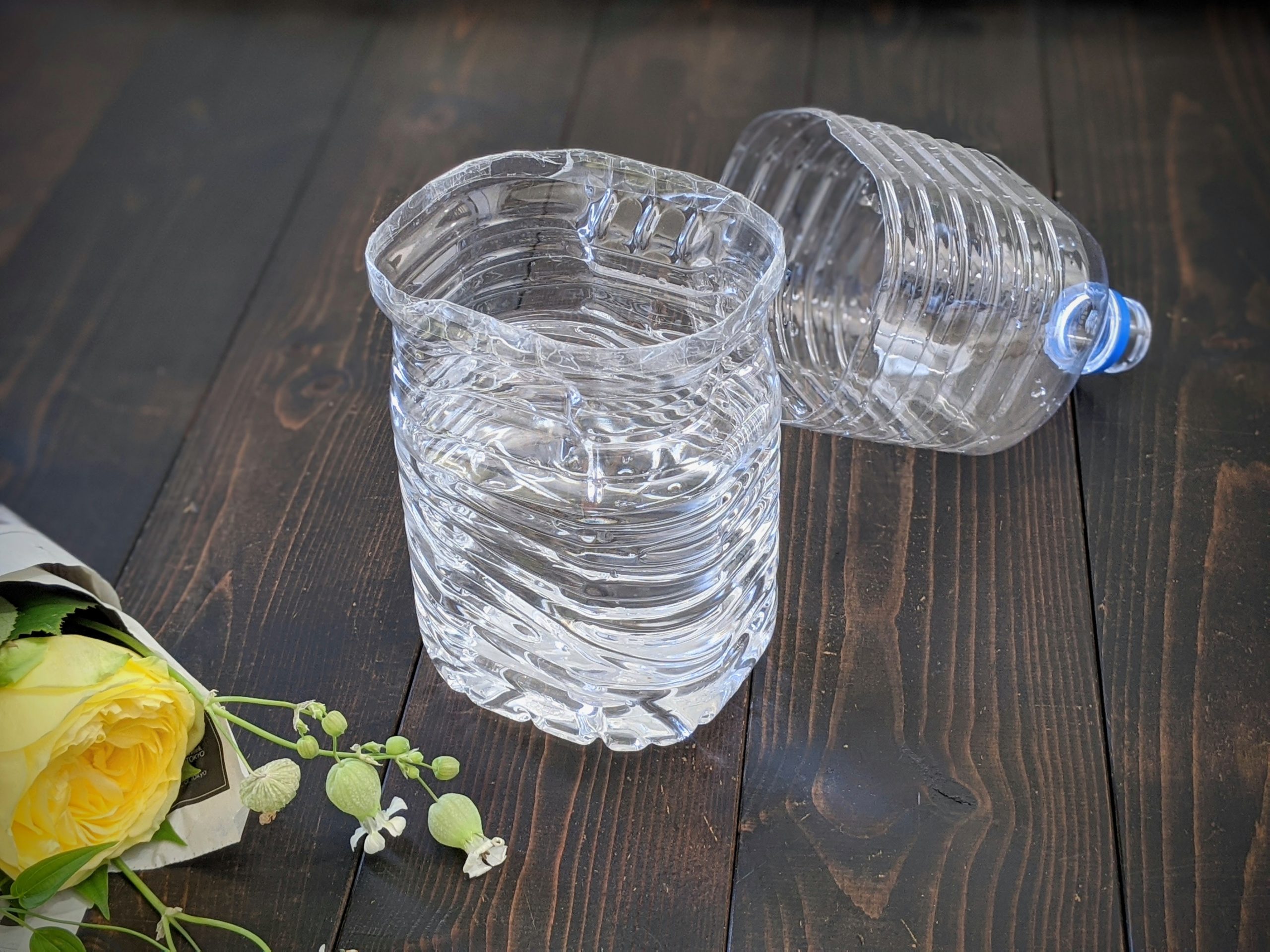 簡単かわいい！「ペットボトルキャップの花形の小物入れ」作り方 リサイクル雑貨 ぬくもり