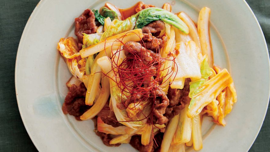 レシピ コチュジャン買いましたー♪♪鶏むねとピーマンの旨辛炒め野菜も主役！家族が喜ぶ満腹レシピ