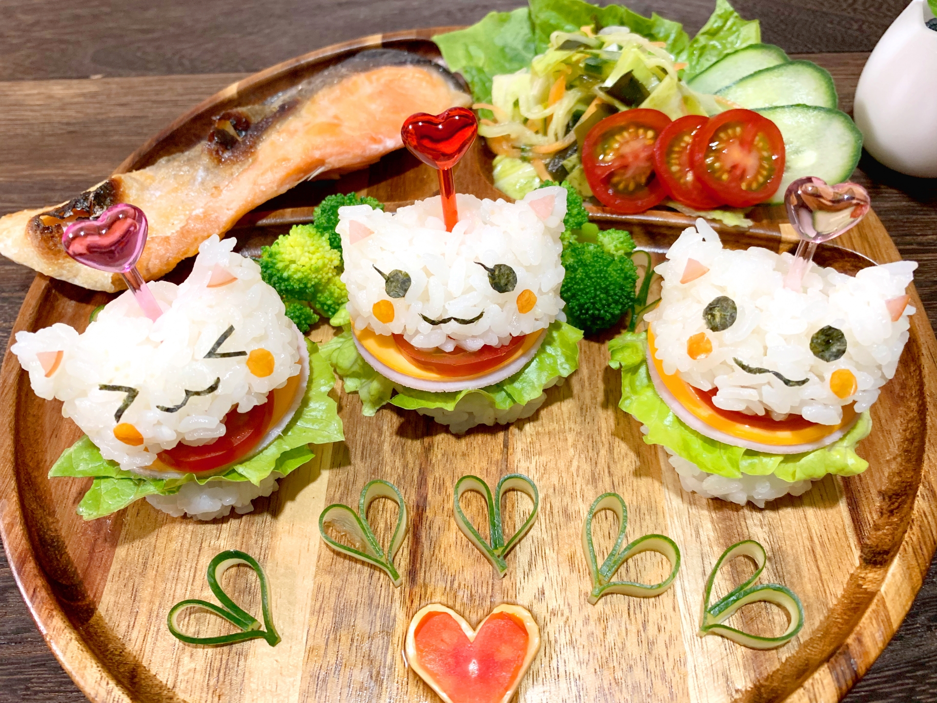 ダイソー ちょっと高めの弁当箱がおすすめ!ランチボックス ドーム型・2段・900ml が予想以上に秀逸だった特選街web