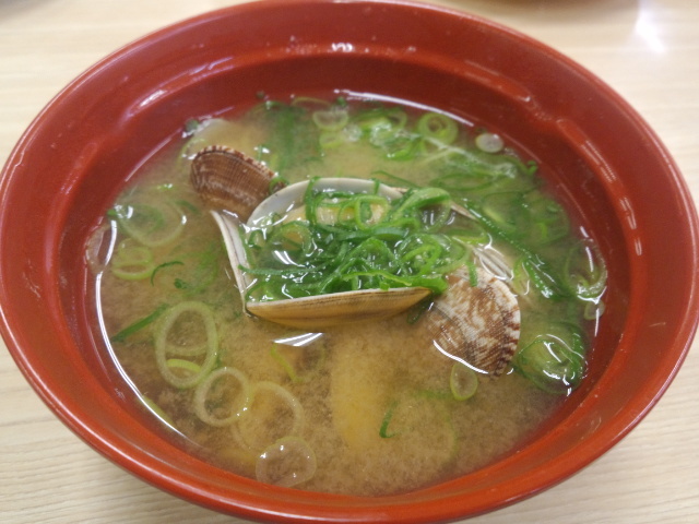 寿司屋行ったら必ずみそ汁頼む派🍣がってん寿司寿司お寿司回転寿司トロ伊勢海老みそ汁味噌汁味噌汁の具えび味噌海老味噌エビ味噌🍣チェーン店飯テロfoodiefoodstagramjapanesefoodsushiosushisushiloverssushi