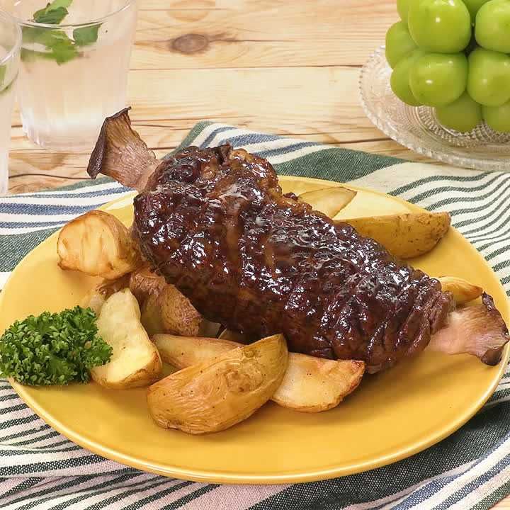 あの巨大な骨付き「マンガ肉」が食べられる！グルメLEON レオン オフィシャルWebサイト