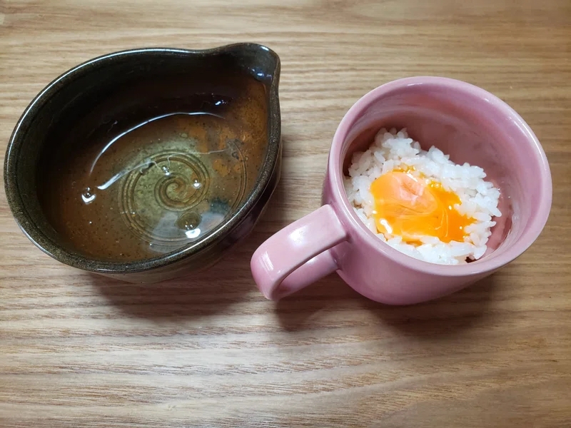 レンジで超簡単！「マグカップオムレツ」材料入れたらレンジでチン！フワフワ卵が美味しいオムレツに！アレンジレシピも紹介♪