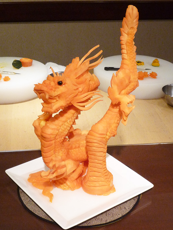 中華の調理師が作る 人参の飾り切り - YouTube