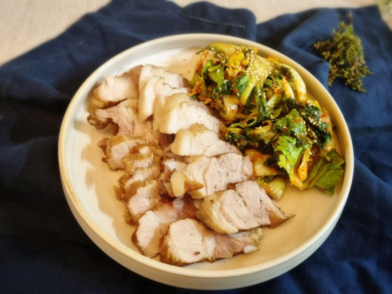 あの韓国屋台で食べる味をお家で再現！人気番組『ユンステイ』で作られていた「タッカンジョン」のレシピをご紹介。Woori Korea