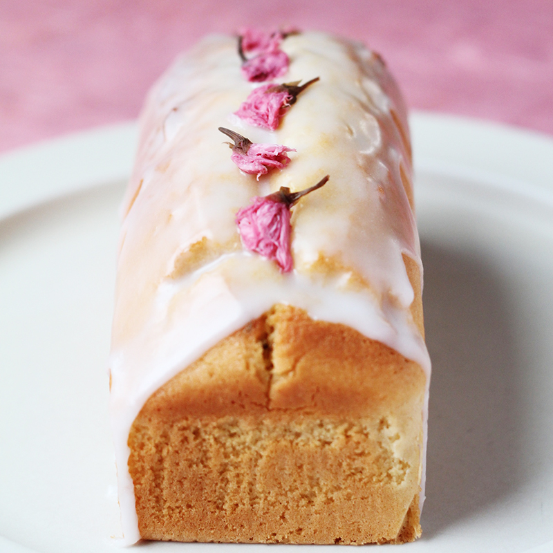 ワンボウルで混ぜるだけ!桜パウンドケーキ毎日笑顔で過ごしたい