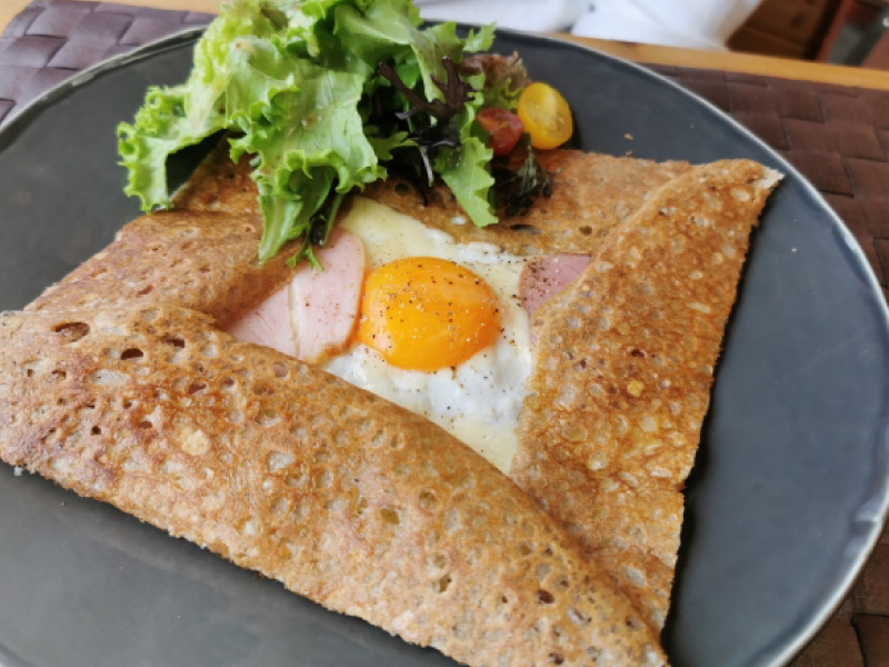 フランス人夫のクレープの食べ方ピノ🇫🇷