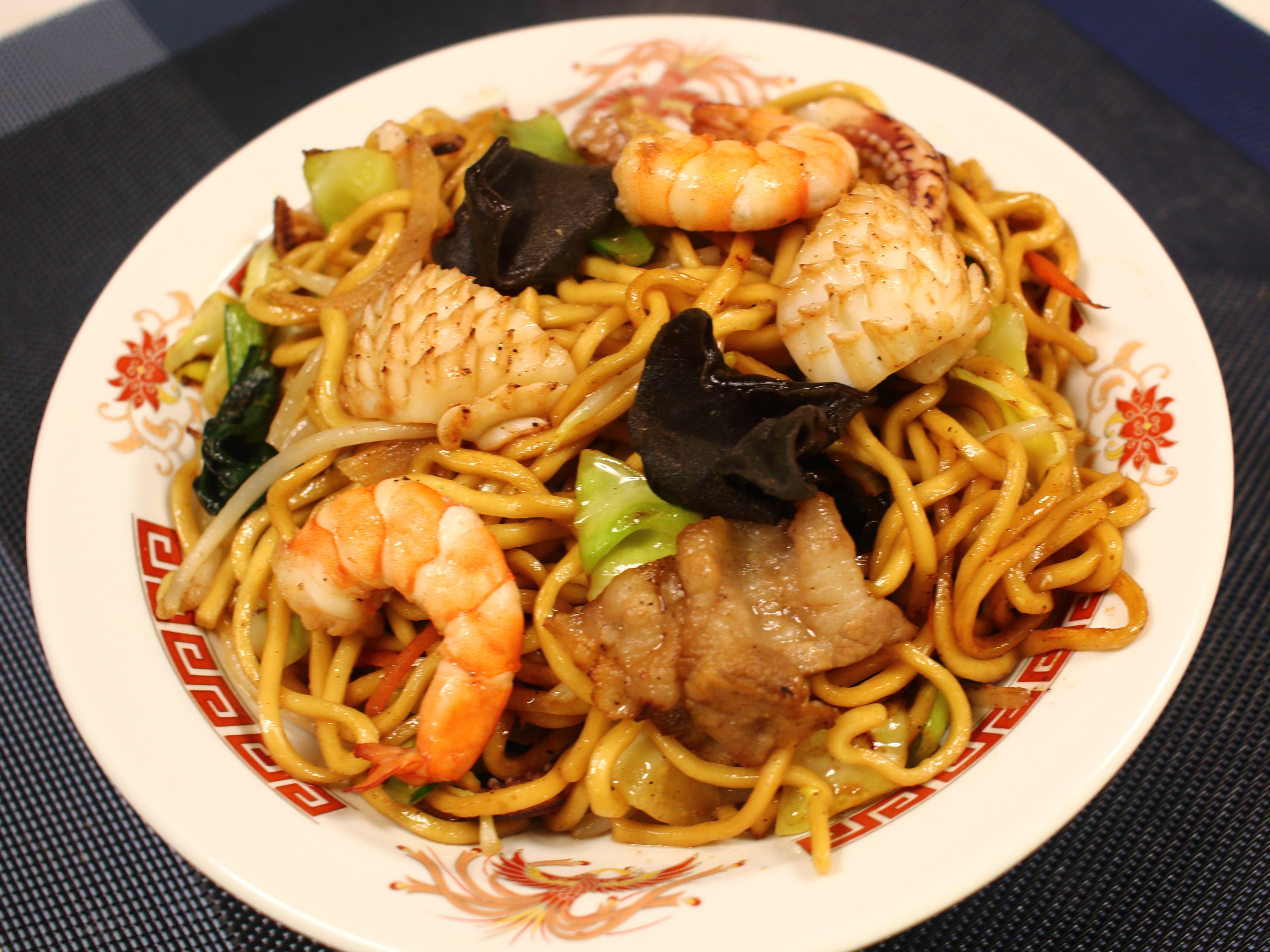 餃子の王将の「極王焼そば」は特製醤油が光るワンランク上の逸品!再現レシピと口コミイチオシichioshi