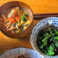 小松菜としめじのお味噌汁