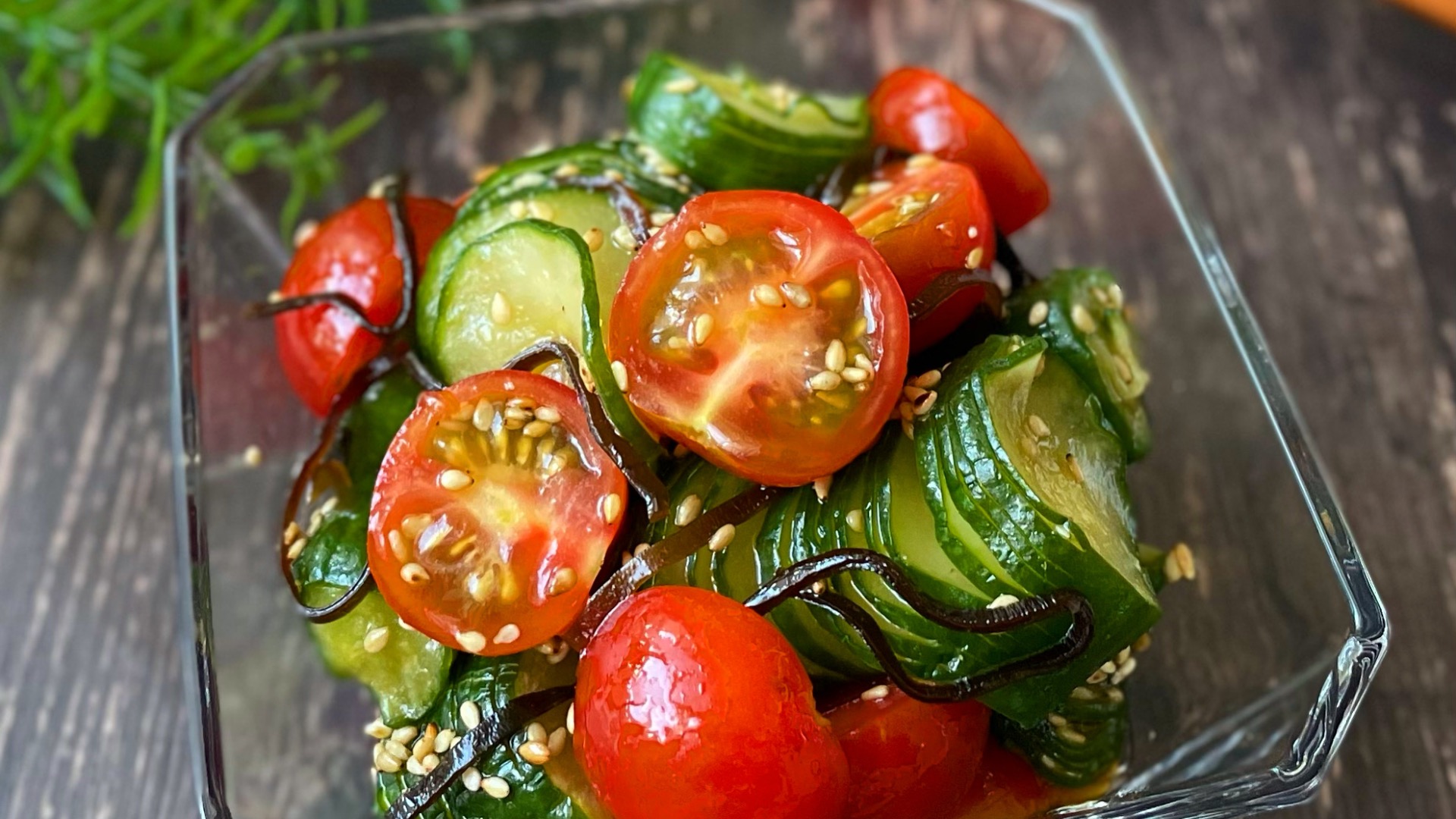 トマトときゅうりの塩昆布サラダ簡単 時短 やみつき