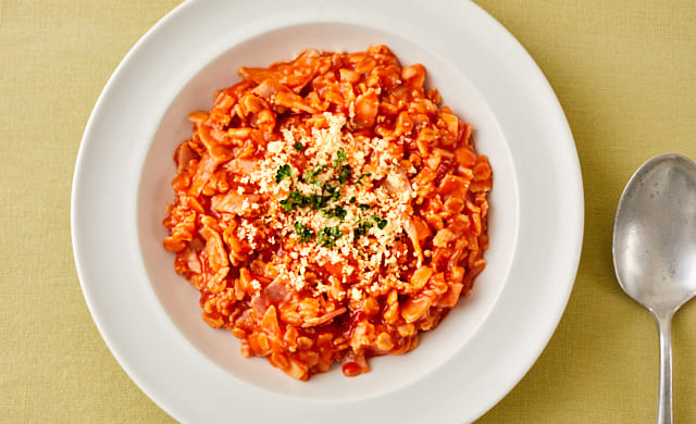 オートミール×牛乳の食べ方！一晩浸すだけでできる・レンジを使ったレシピも紹介LIPS