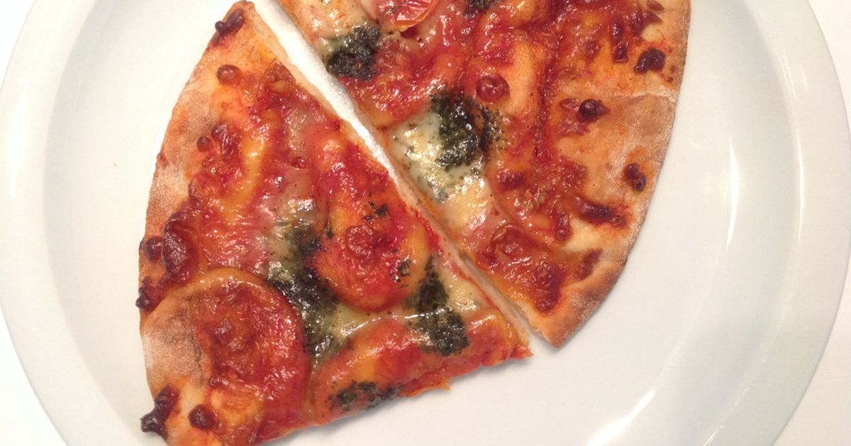 Amazon.co.jp: Kitchen Discovery 電子レンジピザクリスパー - 再利用可能なピザ再加熱トレイ 電子レンジ用 - 安全BPAフリー ラウンドピザパン 料理 温め直し : ホーム＆キッチン