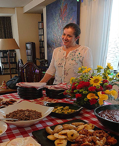 Day121 Buenos Aires 最後までエンパナダス食おうぜ - ただの男がバイクで世界一周を叶えるまでの記録