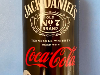 ついに出た！ 糖類ゼロの「ジャックダニエル＆コカ・コーラ ゼロシュガー」を通常版と飲み比べ - 価格.comマガジン