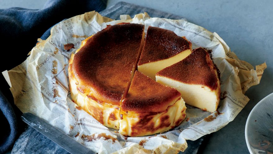 とろける美味しさ!一番簡単な『バスクチーズケーキ』の作り方 - てぬキッチン