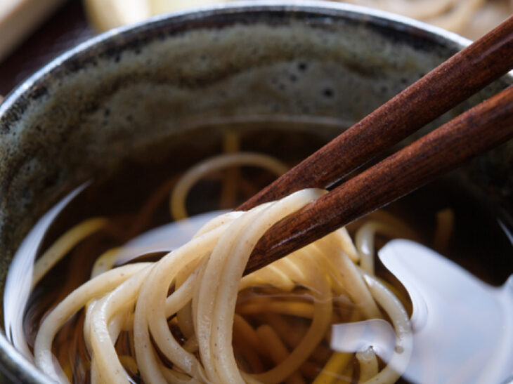 蕎麦屋さんに削り節を提案するプロが教える！本格そばつゆの作り方