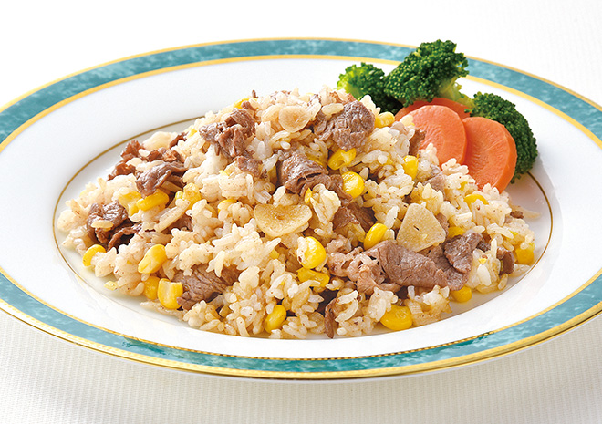 パスタソースで簡単！ビーフガーリックライス