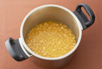 圧力鍋 de お豆と鶏肉のトマト煮込み介護食とカラダのコラム&レシピ食事の相談窓口サイト ごはんde笑顔そして健康