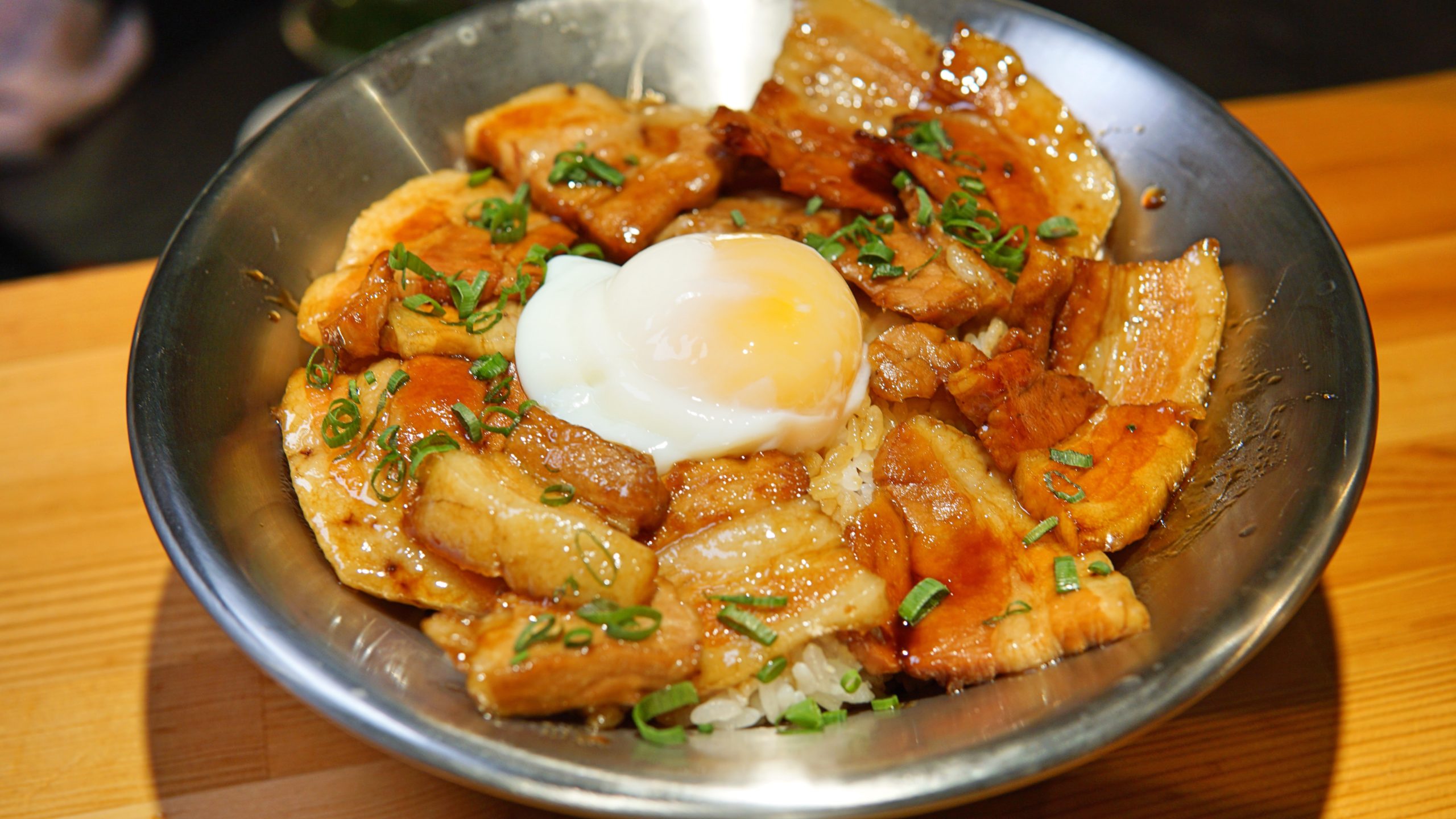 豚丼 秘伝のタレでつくる帯広豚丼