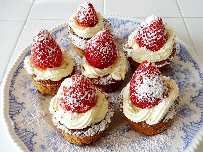 チョコカップケーキ バレンタインにも♪簡単可愛いレシピ8選の人気レシピ・作り方デリッシュキッチン