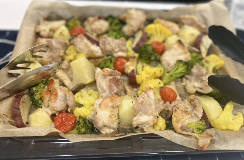 夏野菜とチキンのオーブン焼きマウロの地中海トマト かんたんレシピ