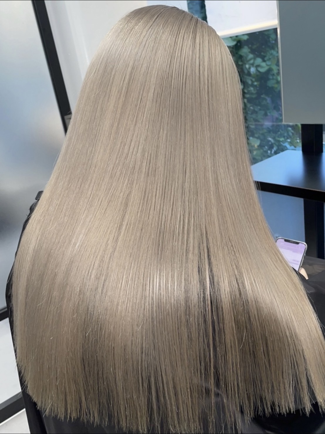 ミルクティーベージュの超簡単な作り方のレシピを大公開!!美容師向けのブリーチカラーマレーシア・クアラルンプール美容師