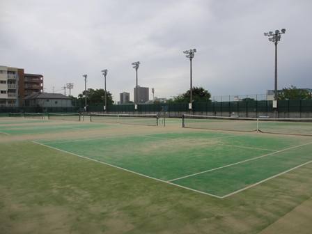 朝宮公園テニスコート（愛知県春日井市） | テニスのBonJin