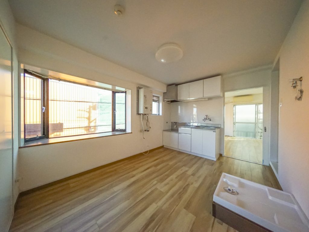 藤井 風 ふじい かぜアートポスター 印刷 ウォールアート リビング ダイニングルーム ベッドルーム 壁飾り 壁の絵16x24incAmazon.co.jp: FOR 藤井風 タペストリー 人気写真壁掛け インテリアデコレー多機能用品 壁掛け 布ポスター モダンなアート部屋飾り玄関 オシャレ