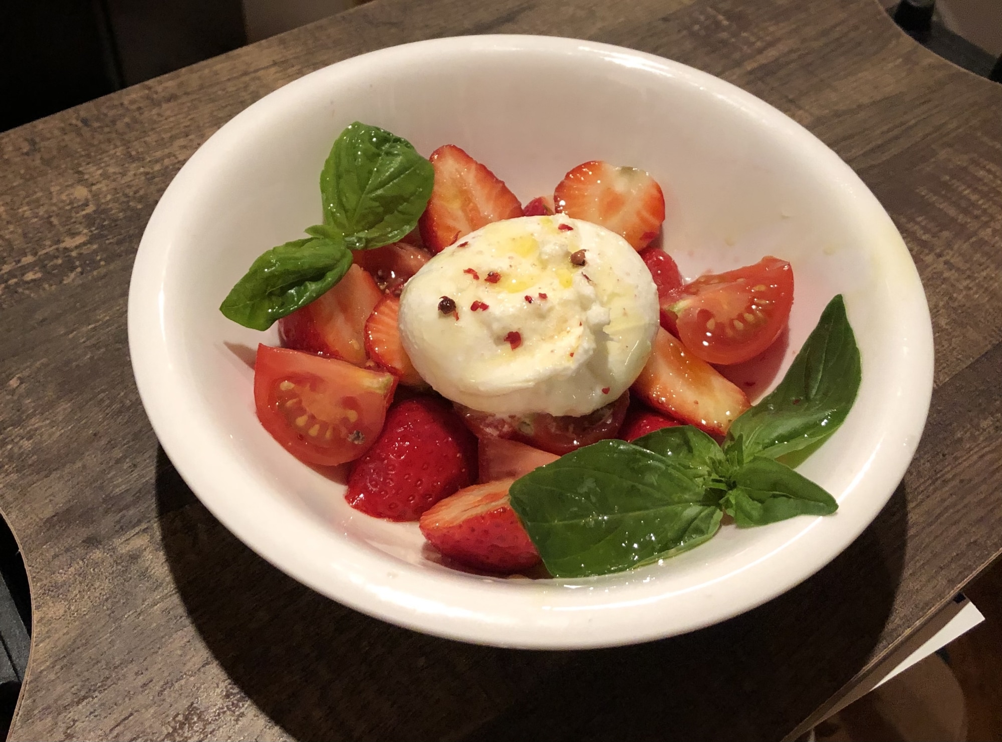 生ハムといちごのカプレーゼレシピ紹介伊藤ハム