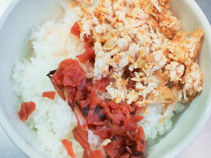 奇跡の67歳がコンビニで思わずリピ買いするもの。「サラダチキンでタンパク質補給」ESSEonline エッセ オンライン