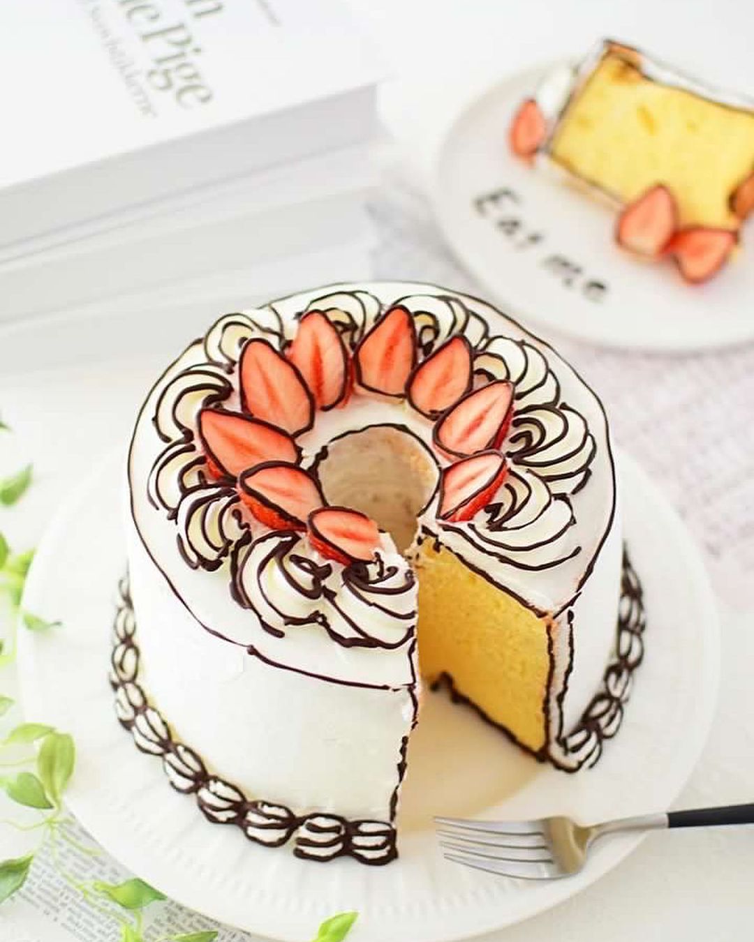 素人の絵をプロはどこまで形にできる!?大和南のケーキ店にオーダーケーキ頼んでみた結果: 大和とぴっく-やまとぴ