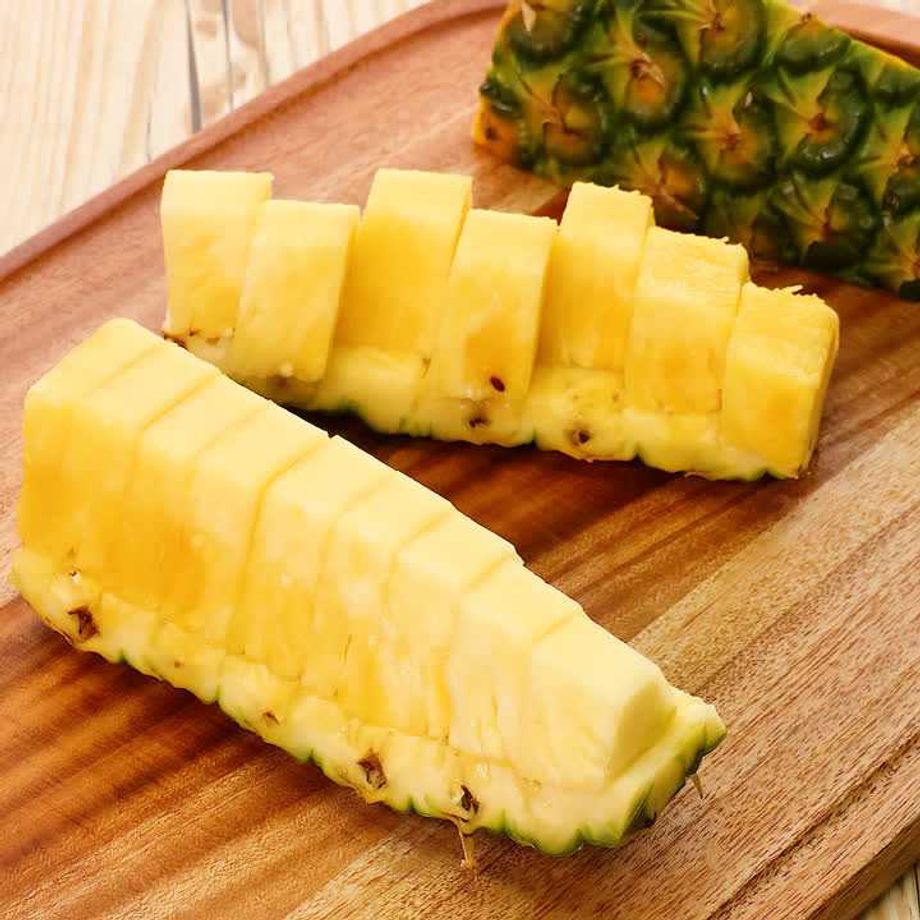 簡単！パイナップルの皮のむき方と、美味しいパイナップルの見分け方