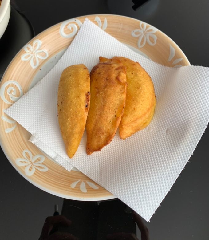 エンパナダス empanadasメキシコ風揚げパン メキシコ世界の食べ物 a food of the world