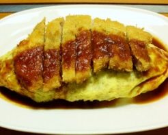 𖧧 ˒˒ 晩ごはん🍚♪ ◾︎ ささみロールフライ ◾︎ 冷奴 ◾︎ インゲンのおかか醤油 ◾︎ ポテトサラダ ◾︎ きゅうりとわかめの酢の物 ◾︎糸蒟蒻のきんぴら ◾︎ 水餃子と白菜の中華スープ ◾︎ オレンジゼリー インゲンと人参をささみで巻いてフライ🍳♪ ポテサラは